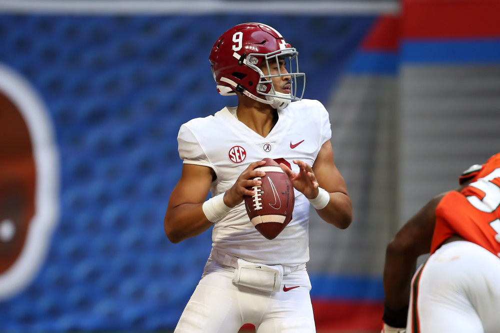 All eyes are on the QBs as the Panthers begin Bryce Young era and Desmond  Ridder leads the Falcons