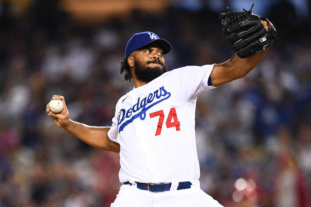 Braves sign Kenley Jansen, completes one of the best bullpens in