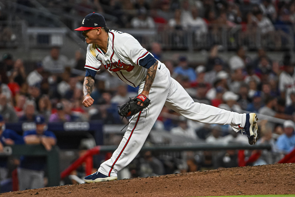 Braves could be without Jesses Chavez for a bit