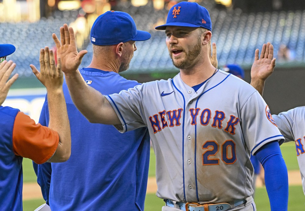 New York Mets Fans Have Invaded Bryce Harper's Instagram