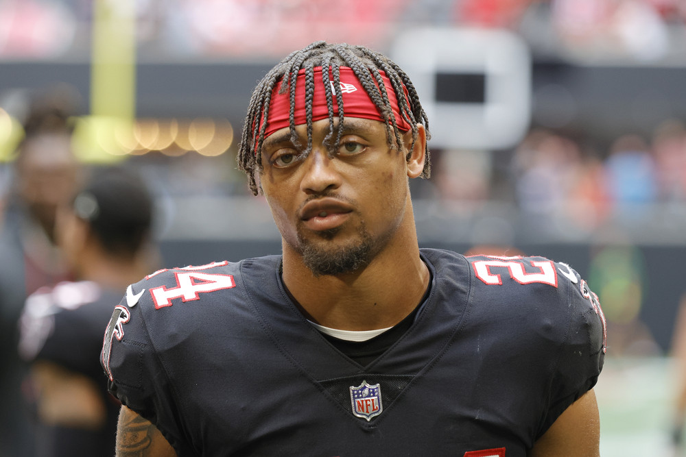 Falcons' A.J. Terrell slides down PFF's CB rankings