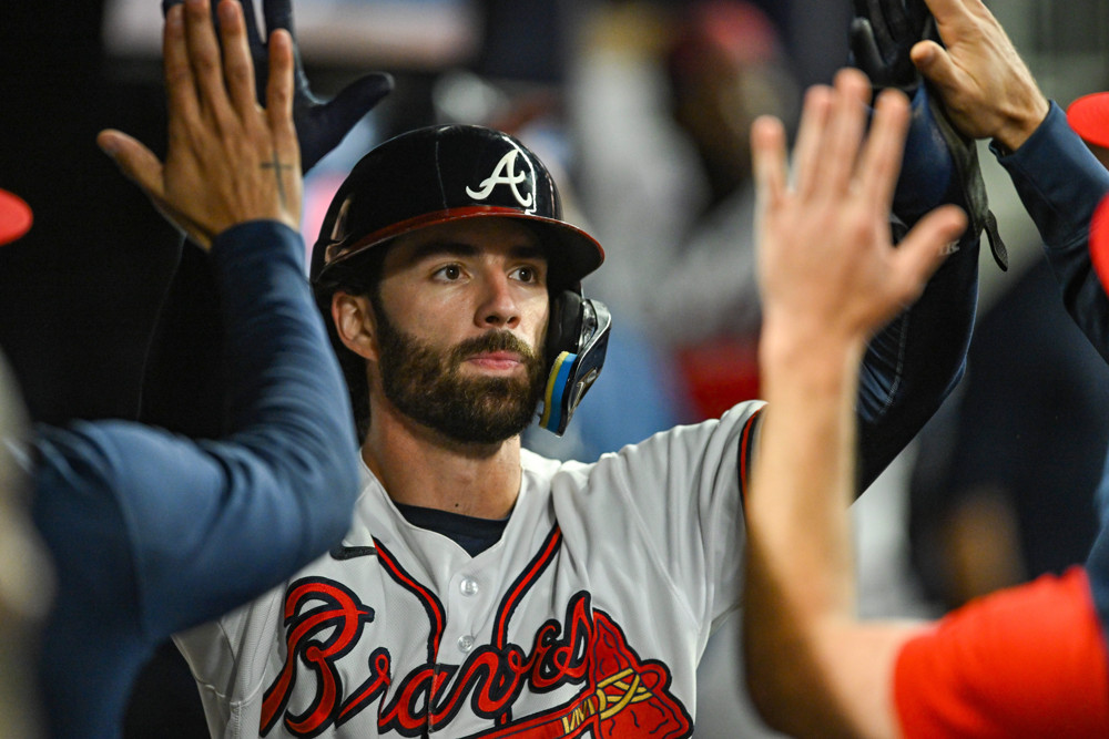 Signing Dansby Swanson Would Increase Need for Cubs to Add Offense