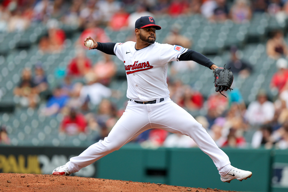 Braves option Bryce Elder, clearing way for Reynaldo Lopez to be